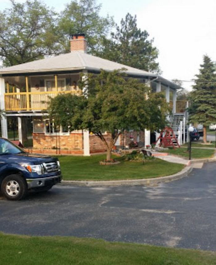River Country Motor Lodge - Web Listing